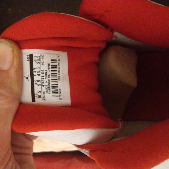 2017 Jordan retro 13s all white red inside red  bottom brand new!!! - Picture 11 of 12